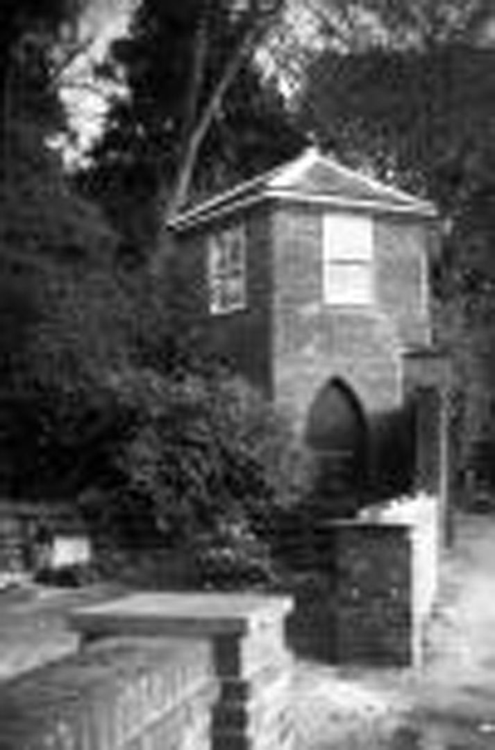 Historic Image of Thorpe Road gazebo