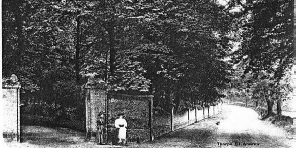 Historic image of Main Road into Thorpe St Andrew near Thorpe Lodge